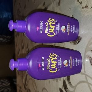 Bundle of 2 Aussie Miracle Curls Leave In Detangling Milk